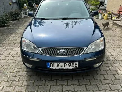 Gebraucht Ford Mondeo 131 PS (96 kW) 2006 Blau Kombi