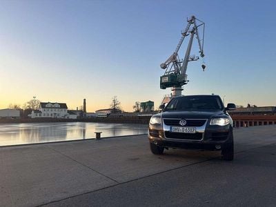 Braun Gebraucht 2007 VW Touareg Exclusive SUV | 9.900 €