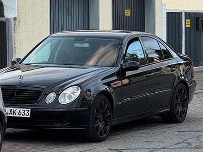 Mercedes E320