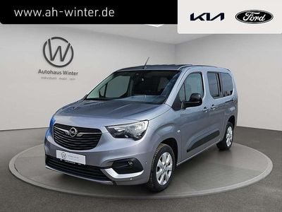 Gebraucht Opel Combo Life Elegance 131 PS (96 kW) 2022 Kontrast grau/quarz silber Van / Kleinbus