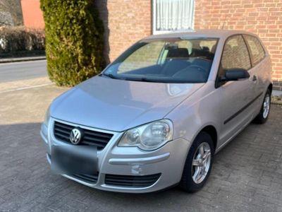 Gebraucht VW Polo 64 PS (47 kW) 2005 Silber Kleinwagen