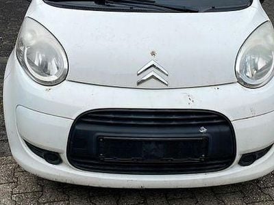 Weiß Gebraucht 2010 Citroën C1 Advance Kleinwagen | 2.200 € (Guter Preis)