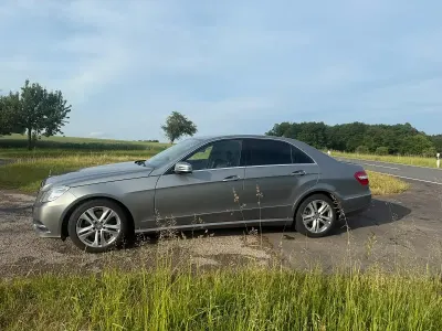 Gebraucht Mercedes E300 Avantgarde 231 PS (169 kW) 2012 Silber Limousine