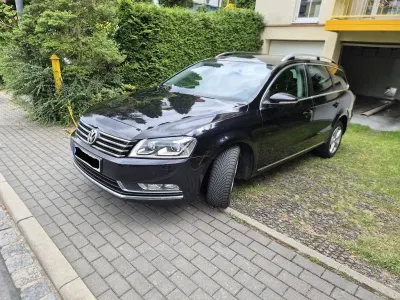 Gebraucht VW Passat Highline 140 PS (102 kW) 2014 Schwarz Kombi