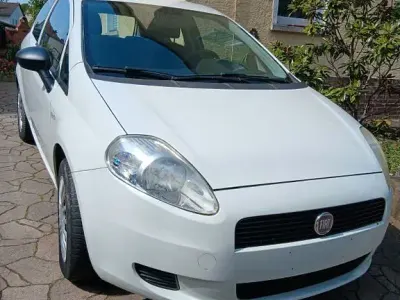Gebraucht Fiat Punto Pop 69 PS (50 kW) 2012 Weiß Kleinwagen