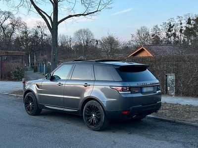 Gebraucht Land Rover Range Rover 210 PS (154 kW) 2014 Grün SUV