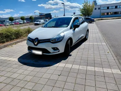 Gebraucht Renault Clio LIMITED 118 PS (86 kW) 2017 Weiß Kleinwagen