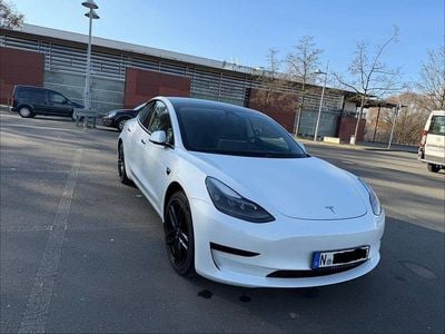 Gebraucht Tesla Model 3 RWD 208 kW (283 PS) 2023 Weiß Limousine