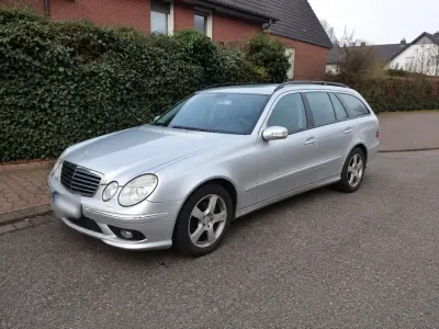 Gebraucht Mercedes E320 Avantgarde 204 PS (150 kW) 2004 Silber Kombi