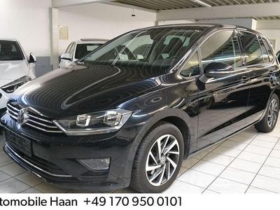 Deep black perleffekt Gebraucht 2017 VW Golf Sportsvan Sound Van / Kleinbus | 11.950 € (Fairer Preis)