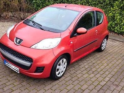 Gebraucht Peugeot 107 Filou 68 PS (50 kW) 2009 Rot Kleinwagen