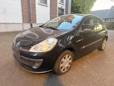 Usata Renault Clio II 75 CV (55 kW) 2006 Nero Utilitaria