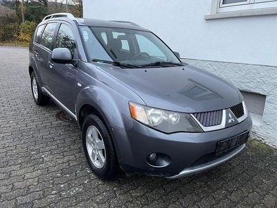 Grau Gebraucht 2009 Mitsubishi Outlander Invite SUV | 4.900 €