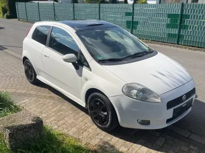 Usata Fiat Punto 95 CV (69 kW) 2007 Bianco Utilitaria