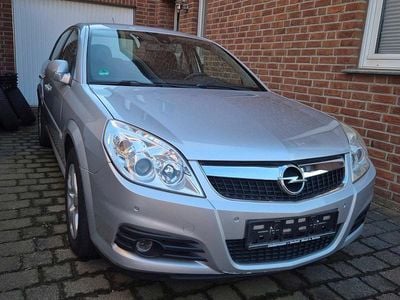Second-hand Opel Vectra 105 CP (77 kW) 2007 Gri Berlinǎ