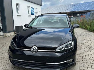 Gebraucht VW Golf VII Comfortline 150 PS (110 kW) 2019 Schwarz Limousine