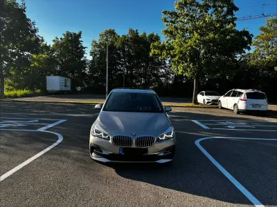 Gebraucht BMW 218 Gran Tourer Luxury Line 150 PS (110 kW) 2021 Grau Van / Kleinbus