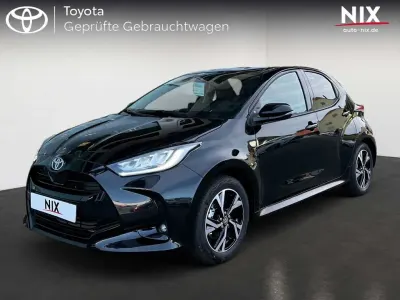 Neu Toyota Yaris 116 PS (85 kW) 2025 Schwarz Kleinwagen