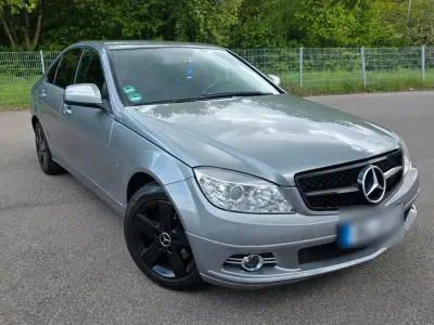 Gebraucht Mercedes C200 Avantgarde 184 PS (135 kW) 2008 Grau Limousine