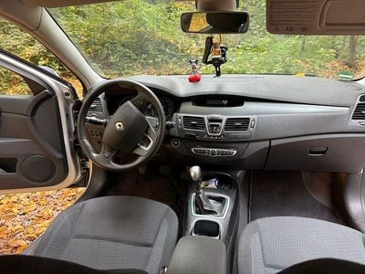 Gebraucht Renault Laguna GrandTour Expression 140 PS (102 kW) 2008 Grau Kombi