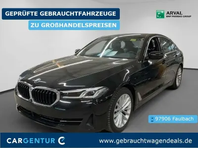 Gebraucht BMW 520 Sport Line 190 PS (139 kW) 2023 Schwarz Limousine