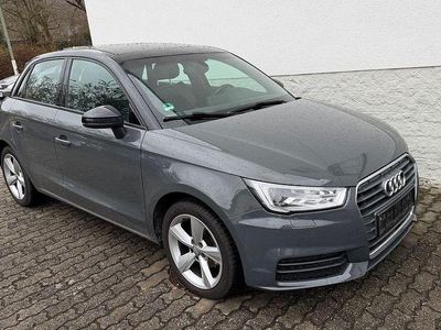 Gebraucht Audi A1 Sportback S-line plus 90 PS (66 kW) 2017 Nanograu Kleinwagen