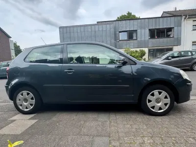 Gebraucht VW Polo 69 PS (50 kW) 2007 Blau Kleinwagen