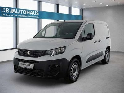 Gebraucht Peugeot Partner Premium 102 PS (75 kW) 2023 Weiß Van / Kleinbus