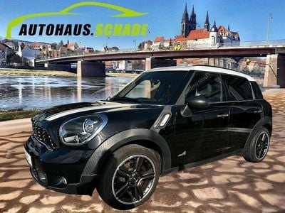 Second-hand Mini Cooper S Countryman 184 CP (135 kW) 2012 Negru SUV