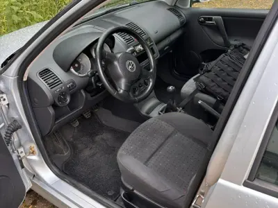Gebraucht VW Polo Edition 60 PS (44 kW) 2001 Silber Kleinwagen