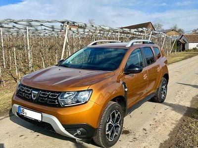 Gebraucht Dacia Duster Celebration 91 PS (66 kW) 2021 Orange SUV