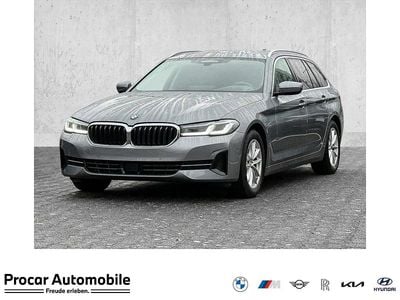 Gebraucht BMW 520 184 PS (135 kW) 2022 Grau Kombi