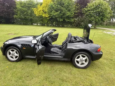 Gebraucht BMW Z3 140 PS (102 kW) 1998 Schwarz Cabrio