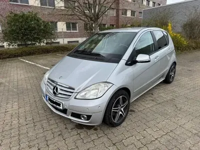 Gebraucht Mercedes A160 Avantgarde 82 PS (60 kW) 2009 Silber Van / Kleinbus