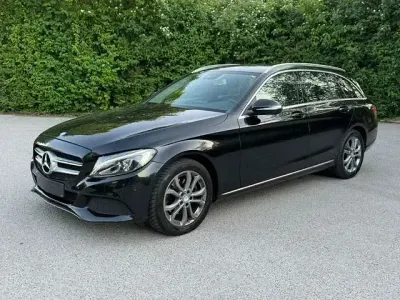 Gebraucht Mercedes C220 Avantgarde 170 PS (125 kW) 2014 Schwarz Limousine