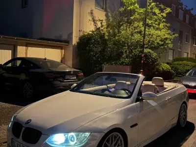 Gebraucht BMW 330 Cabriolet 231 PS (169 kW) 2007 Weiß Cabrio