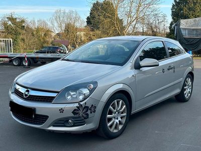 Gebraucht Opel Astra GTC 90 PS (66 kW) 2009 Coupé