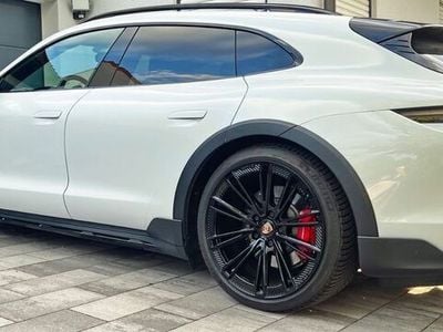Porsche Taycan 4S