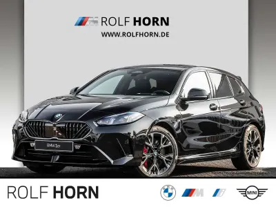 Neu BMW 114 M Sport 170 PS (125 kW) 2025 Saphirschwarz metallic Kleinwagen