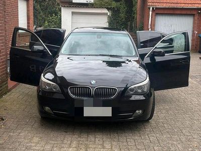 BMW 523