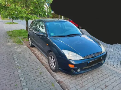 Używany Ford Focus 115 KM (84 kW) 1999 Niebieski Hatchback