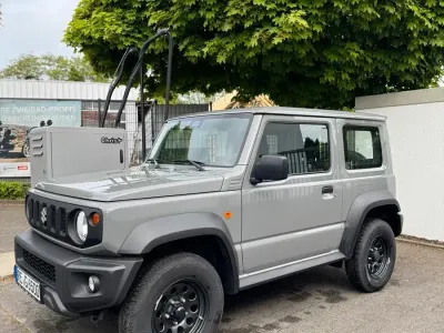 Używany Suzuki Jimny Comfort 102 KM (75 kW) 2023 Szary SUV