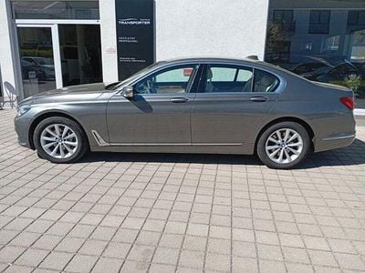 Second-hand BMW 730 Sport Line 265 CP (194 kW) 2016 Gri Berlinǎ