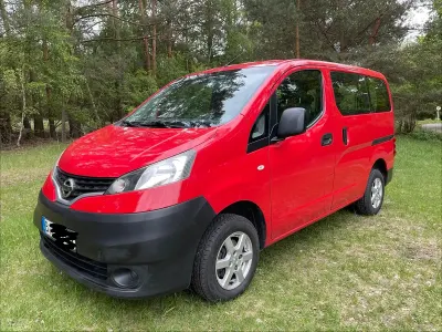Gebraucht Nissan NV200 90 PS (66 kW) 2012 Rot Van / Kleinbus