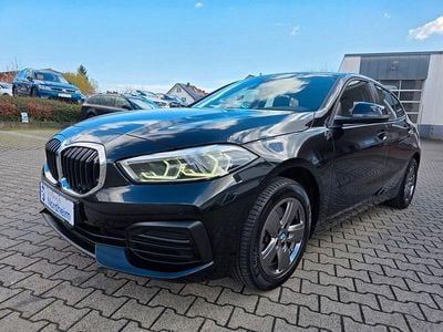 Second-hand BMW 118 Advantage 136 CP (100 kW) 2023 Negru Hatchback