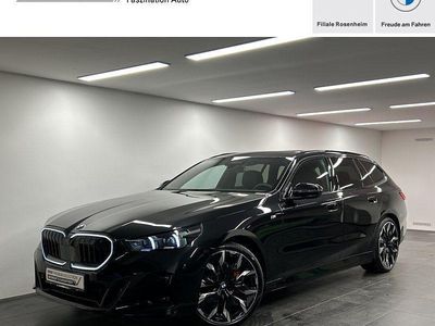 Gebraucht BMW 540 M Sport 286 PS (210 kW) 2025 Saphirschwarz Kombi