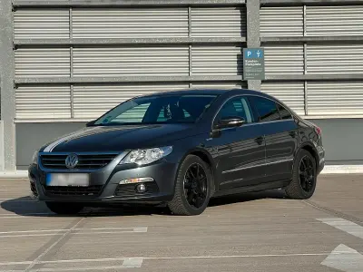 Gebraucht VW Passat 140 PS (102 kW) 2011 Grau Limousine