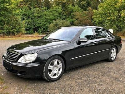Second-hand Mercedes S500L 306 CP (225 kW) 2003 Negru Berlinǎ