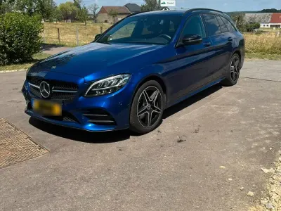 Gebraucht Mercedes C200 AMG line 197 PS (144 kW) 2019 Blau Kombi