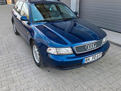 Używany Audi A4 150 KM (110 kW) 1998 Niebieski Kombi